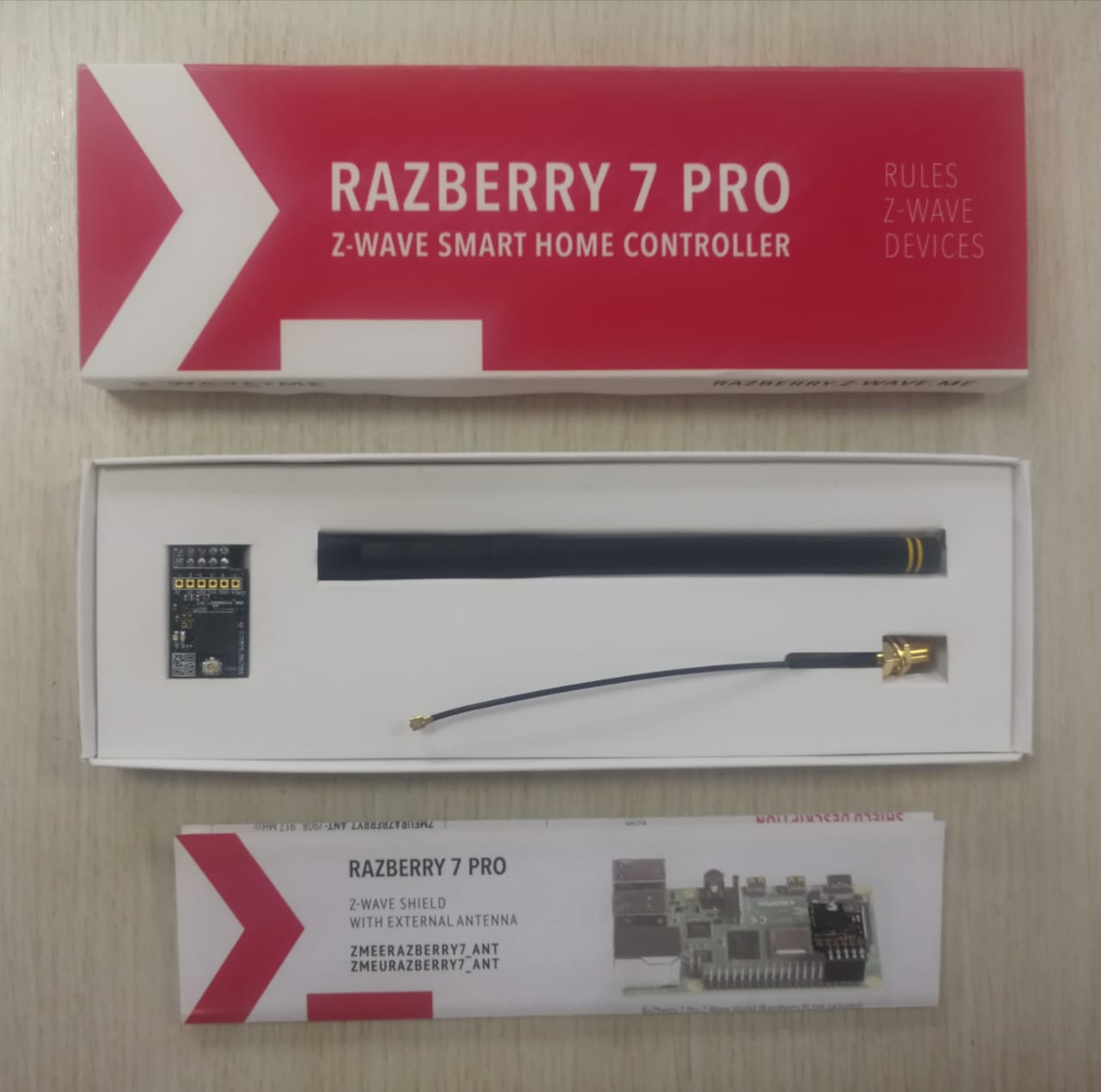 RaZberry 7 Pro packed